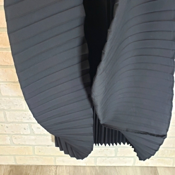 J. CREW Smocked Waist Pleated Dress Size 4 - Picture 8 of 14